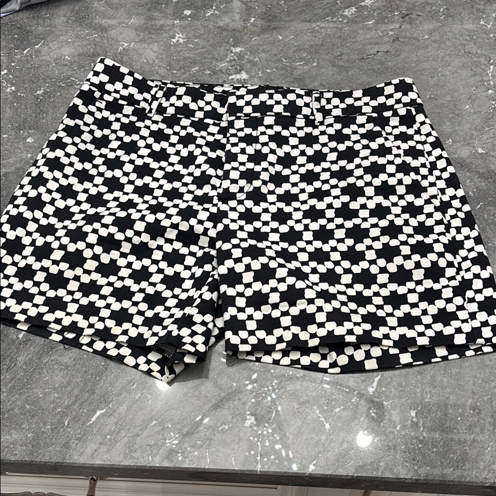 Banana Republic Black and White Bermuda Shorts Geometric Pattern